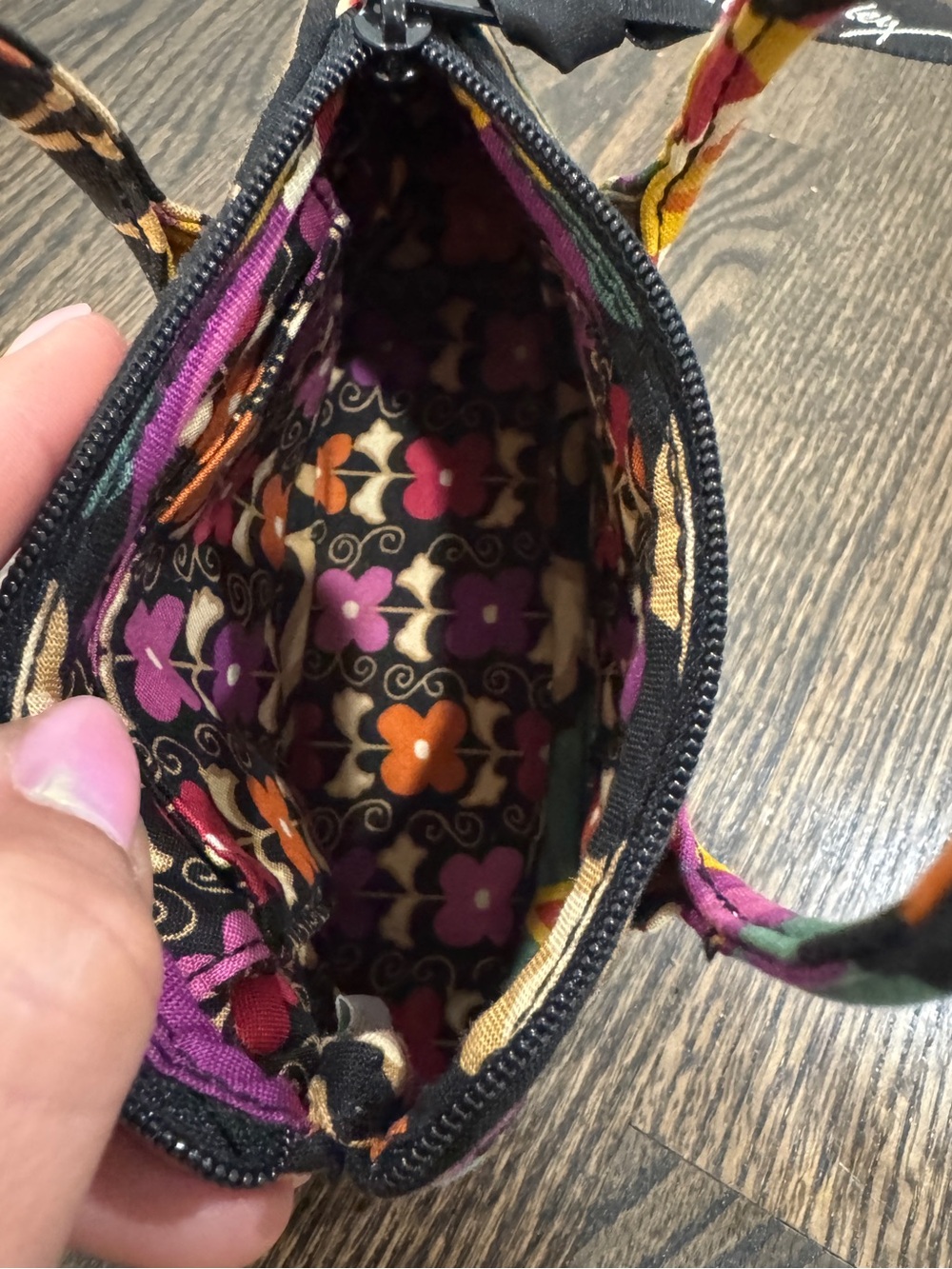 Vera Bradley • Suzani Mini Floral Bag Purse - Picture 4 of 8